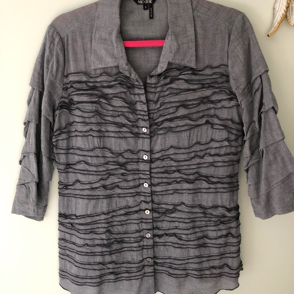 Nic & Zoe ruffle front, 3/4 sleeve blouse